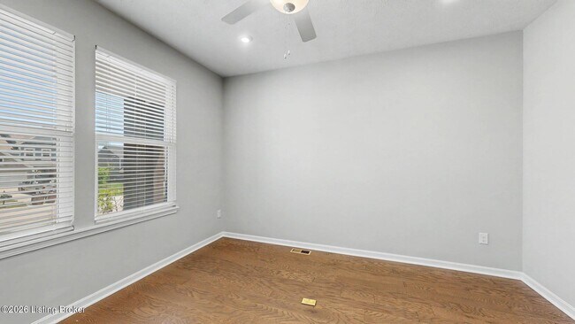 Building Photo - 15802 Stonehouse Ct