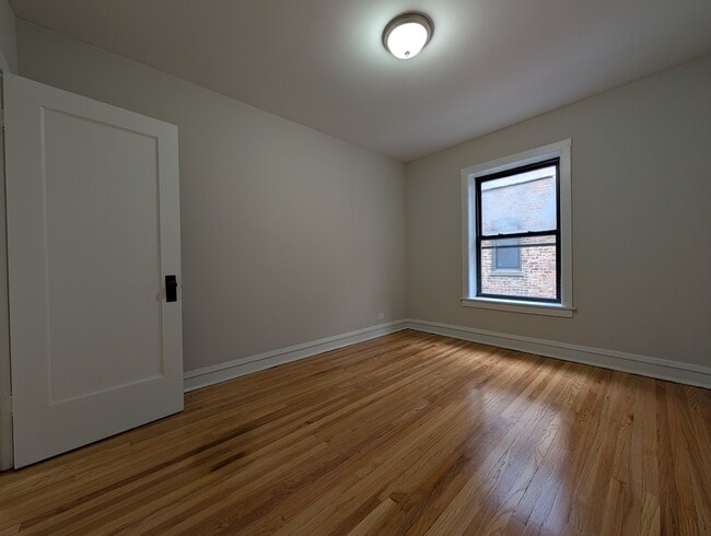 Building Photo - 2706 N Spaulding Ave