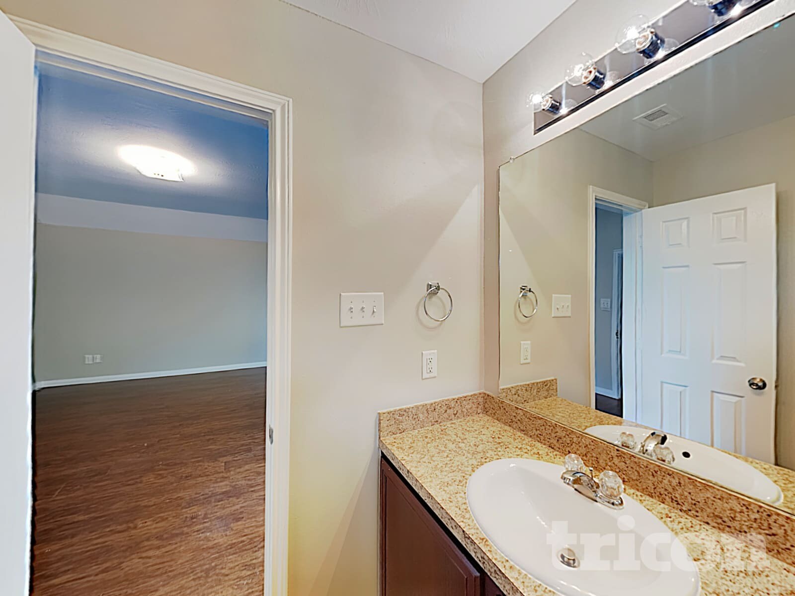 Building Photo - 21427 Wilona Way
