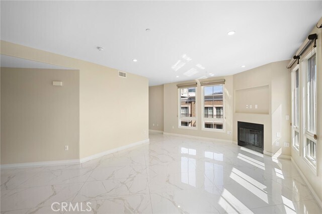 Building Photo - 519 Caruso Ave