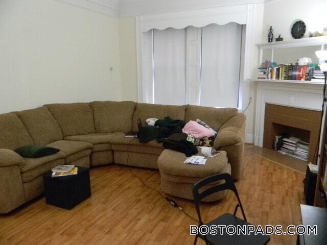 Building Photo - 62 Boylston St