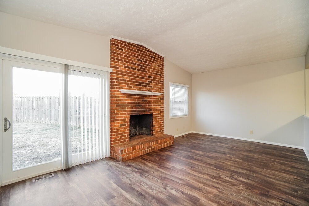 Building Photo - 8606 Canyon Cove Rd