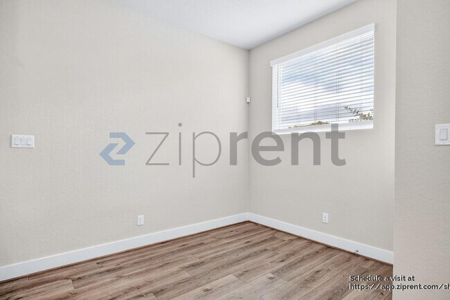 Building Photo - 8851 Oakland Rd