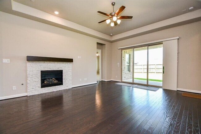 Building Photo - 6030 Marsh Lk Ct