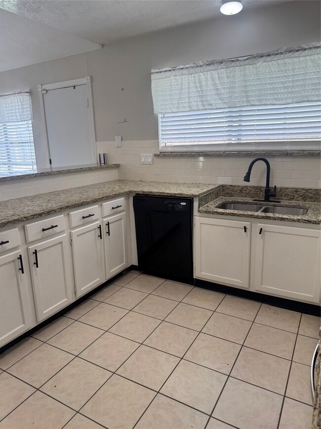 Building Photo - 2602 Grand Teton Dr