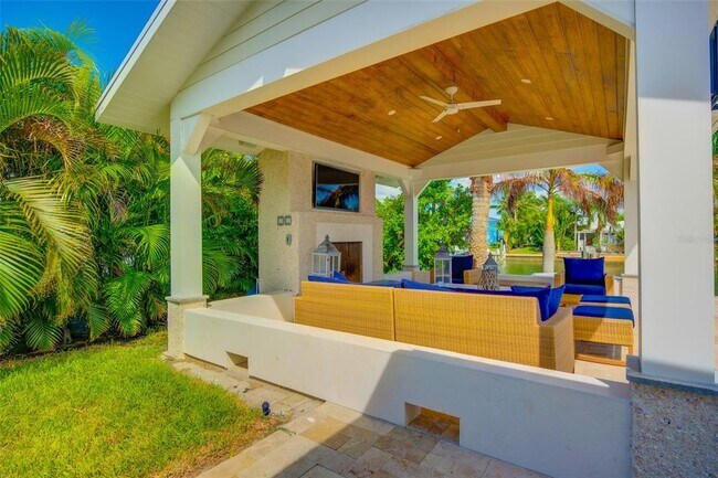 Building Photo - 807 Snug Island