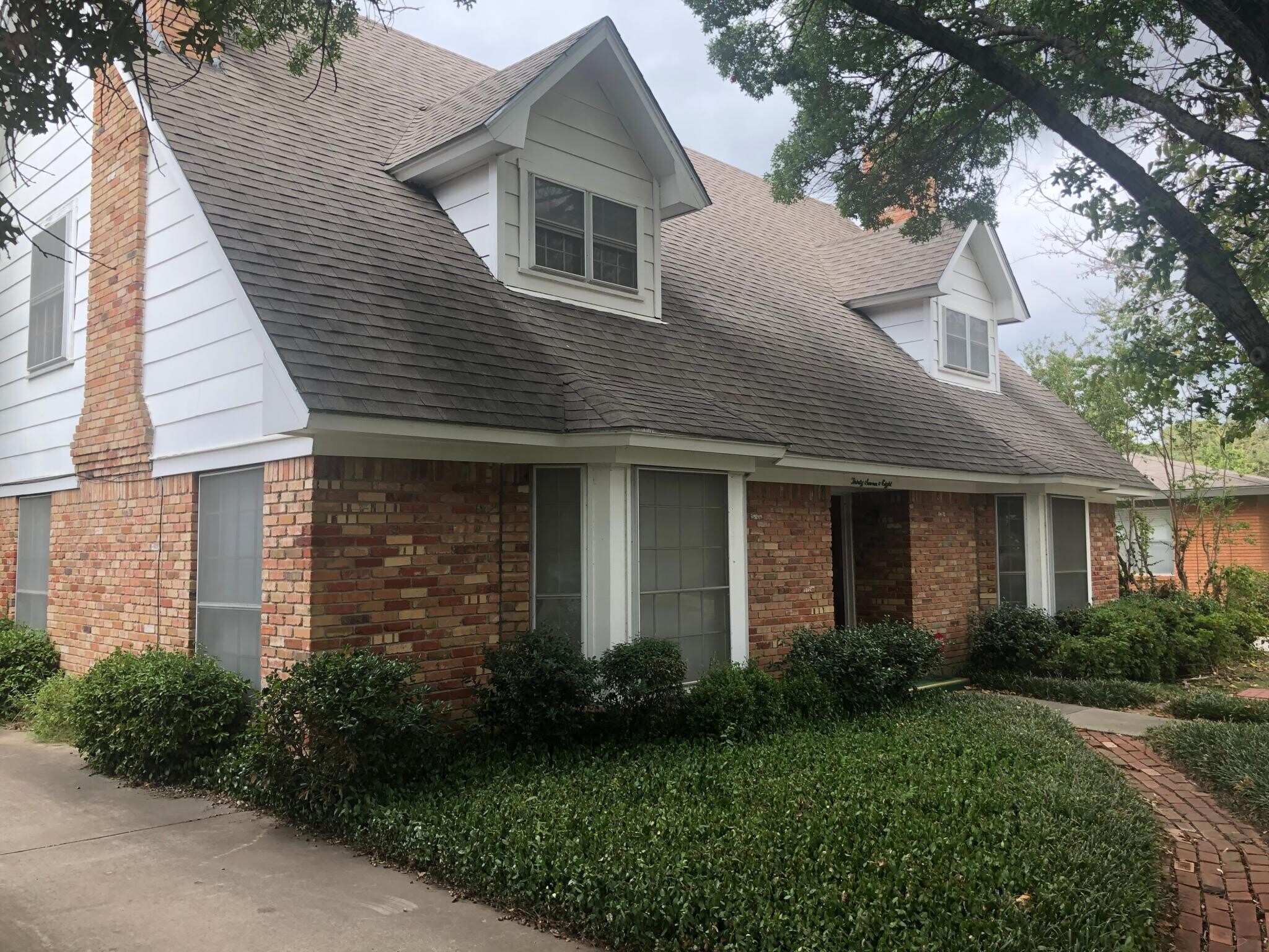 Building Photo - 3708 Jeanette Dr