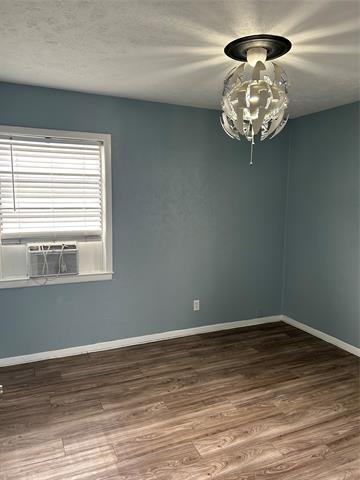 Building Photo - 409 Wildwood Dr