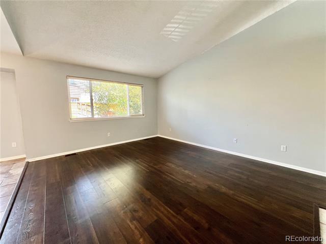 Building Photo - 4927 Tarcoola Ln