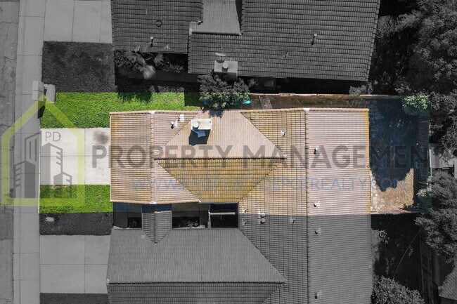 Building Photo - 8991 Fox Creek Dr