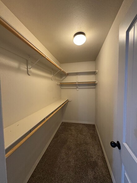 Building Photo - 4157 W Bradstreet Ln