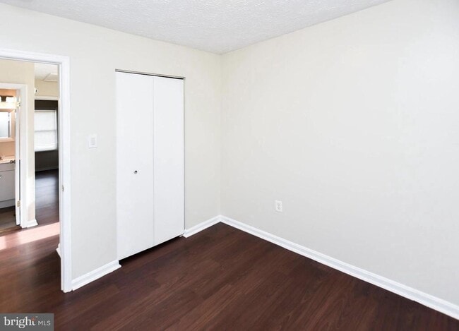 Building Photo - 2115 N Anvil Ln