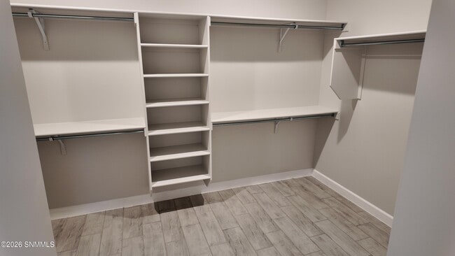 Building Photo - 150 Pinos Altos Trl