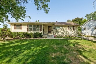 Building Photo - 2 Bedroom in Westside School District