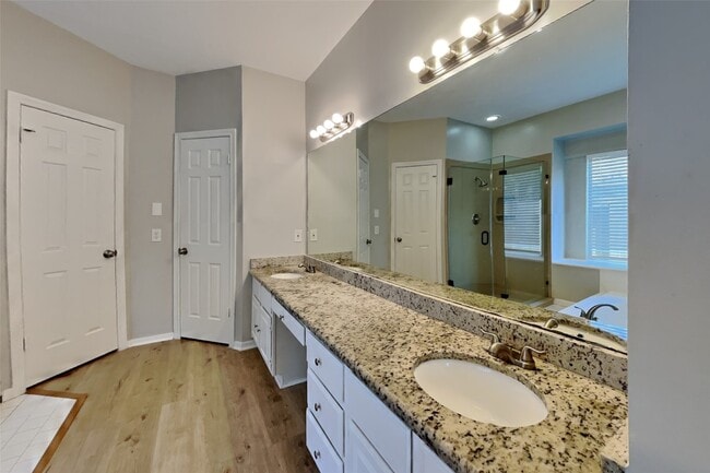 Building Photo - 7711 Thorncreek Way