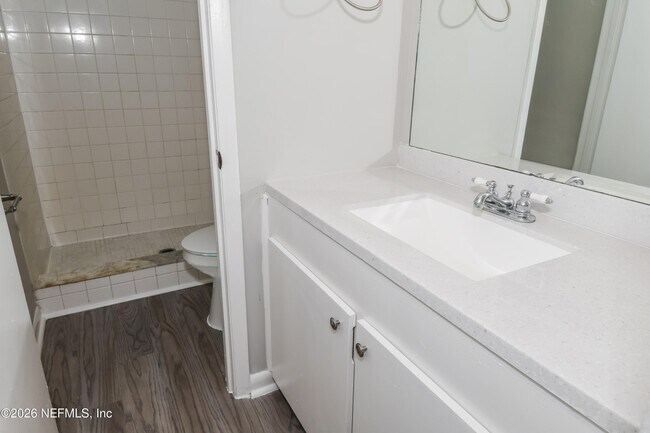 Building Photo - 11665 Summer Tree Rd N