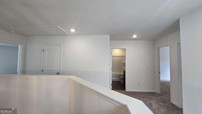 Building Photo - 95 Berry Dr