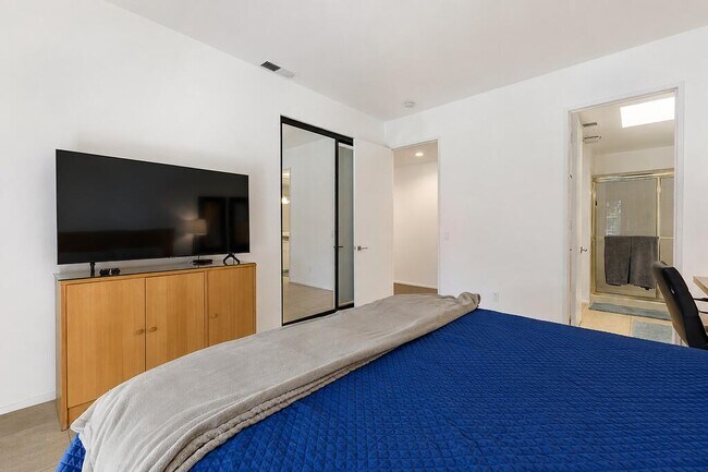 Building Photo - 67573 N Natoma Dr