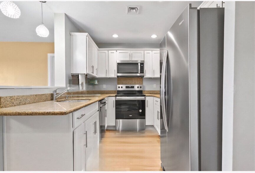 Building Photo - 360 Revere Beach Blvd