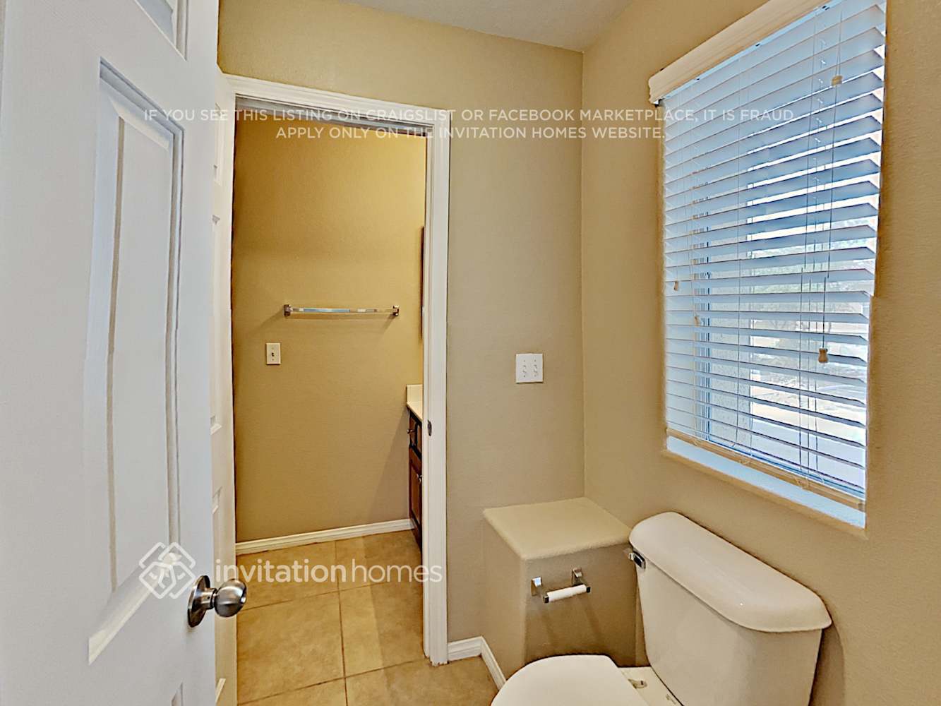 Building Photo - 9180 Giardino Villa St