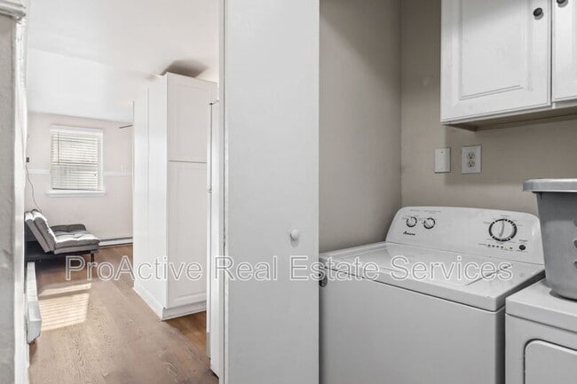 Building Photo - 1019 Westover Ave