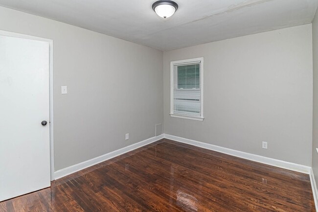 Building Photo - 3 BR | 1 BA Brick Home in Goldsboro *less than 2 miles from SJAFB!