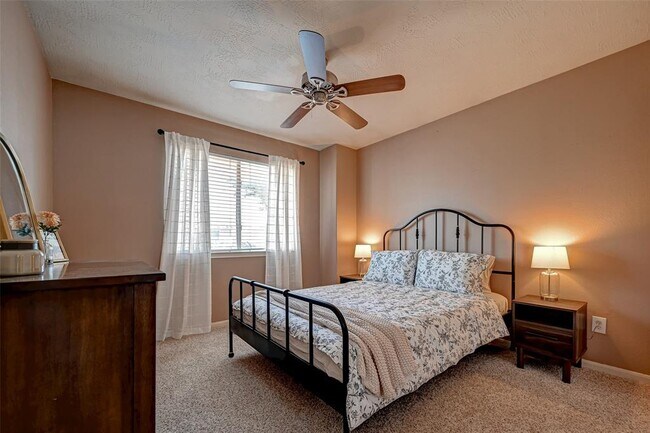 Building Photo - 10826 Aly Trace Ct