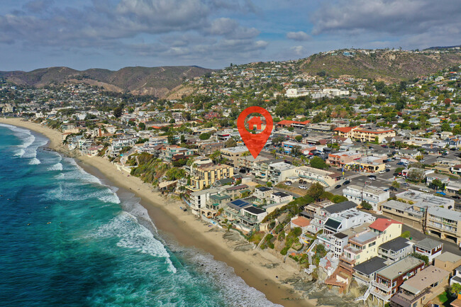 Primary Photo - Thalia Beach Apartments