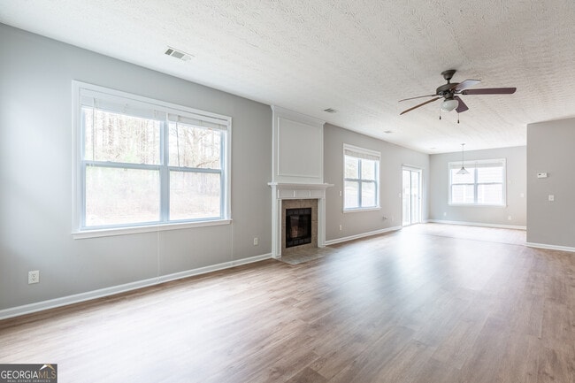 Building Photo - 3290 Cooper Woods Dr