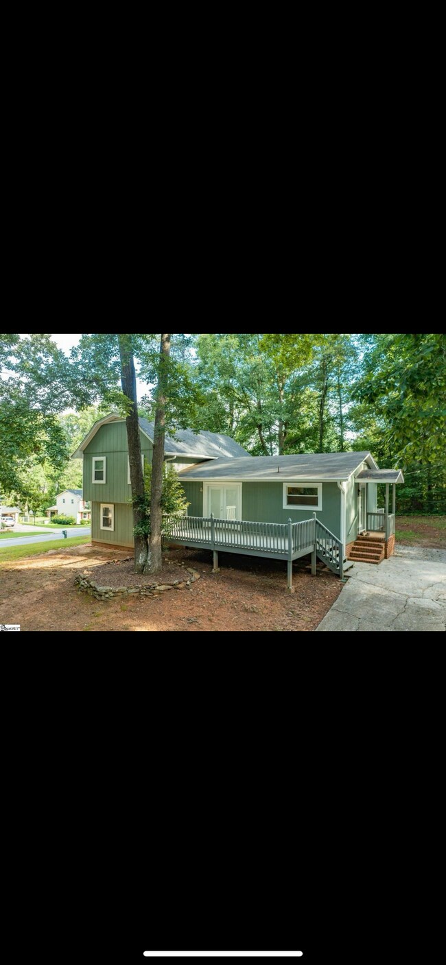 Primary Photo - 201 Wendfield Dr