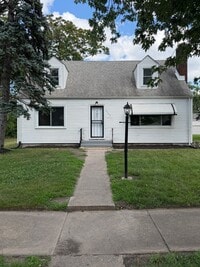 Building Photo - 3 Bedroom Home in Gary