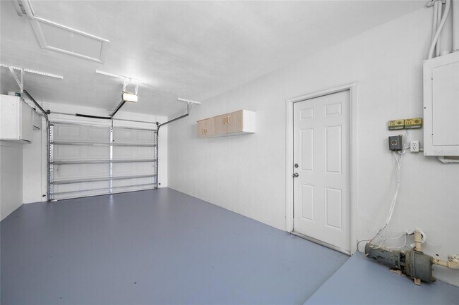 Building Photo - 5056 42nd St S