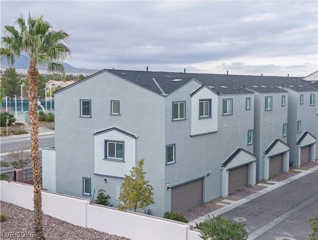 Building Photo - 3541 Grigio St