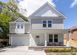 Building Photo - Serene Sands Retreat