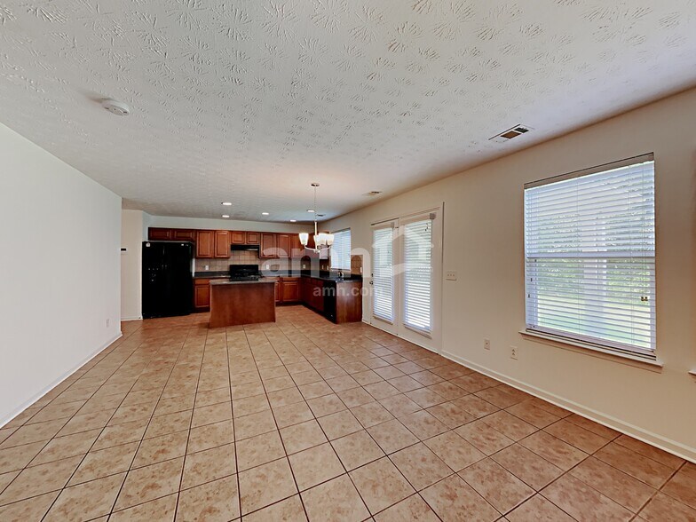 Building Photo - 2641 Farmstead Ct