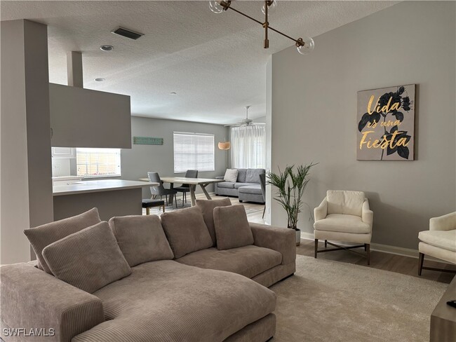 Building Photo - 3238 Barbados Ln