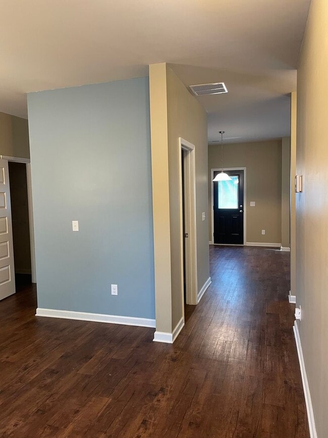 Building Photo - Single Family Home just outside Fort Eisenhower