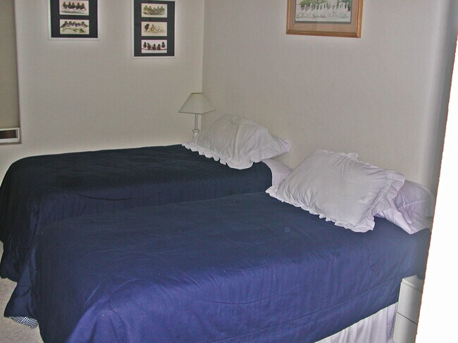 Building Photo - 401 Por La Mar Cir