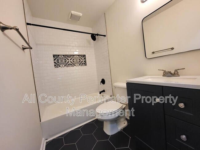 Building Photo - 278 Moreland Way