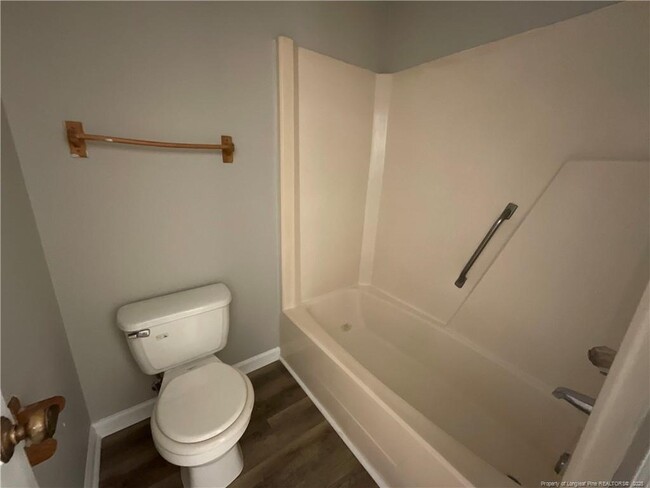 Building Photo - 929 Kennesaw Dr