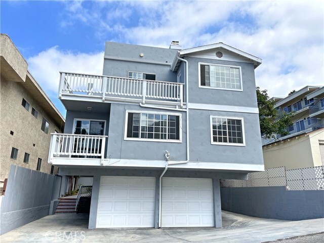 Building Photo - 526 Avenue A Ave