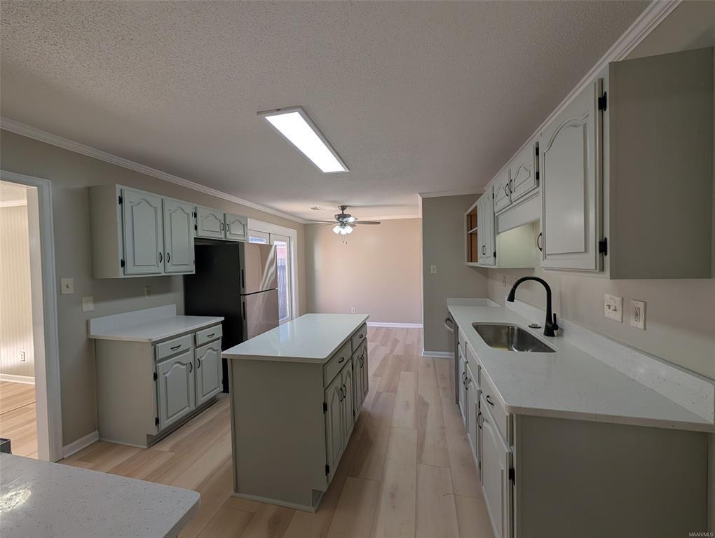 Building Photo - 1649 Prairie Ln