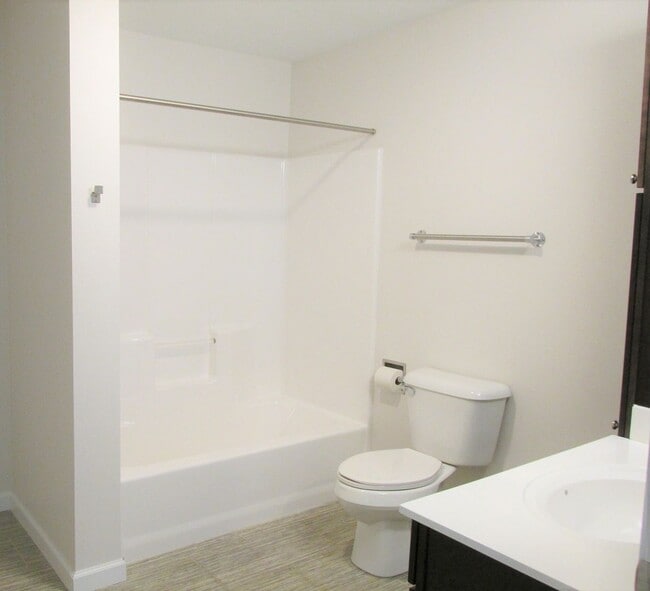 Building Photo - Stylish One-Bedroom Apartment at The Villa...