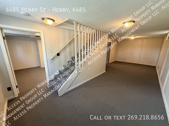 Building Photo - 6485 Henry St
