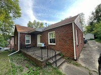 Building Photo - 728 N Marion Ave