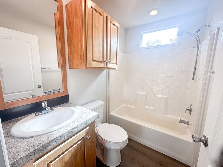 Building Photo - 1096 N Sable Ln