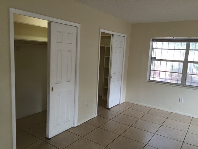 Building Photo - Great location on E Sunrise blvd cross street from Publix !!!!