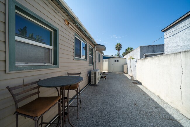 Building Photo - 4816 Bancroft St