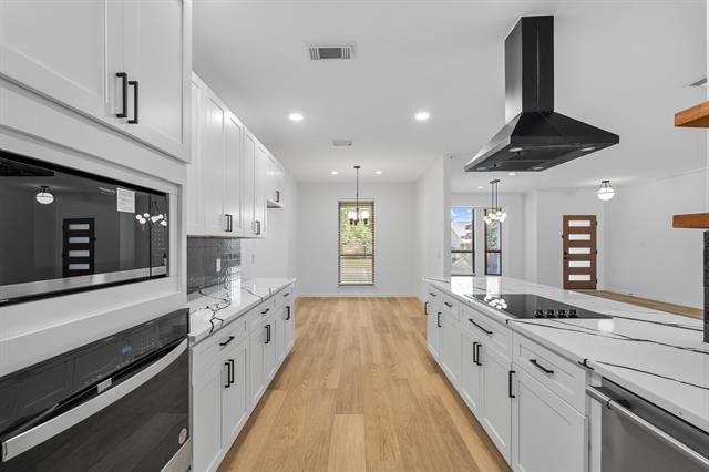 Building Photo - 5742 Ledgestone Dr