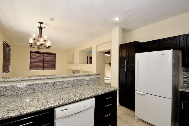Building Photo - Charming 3-Bedroom, 2.5-Bath Two-Story Home At Smoke Ranch!